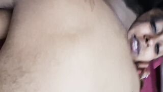 नवविवाहित जोडप्याचा कामुक आवाजात संभोग