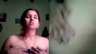 सोज्वळ विवाहितेने एक्स साठी बनवला न्यूड व्हिडिओ