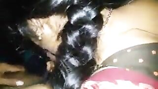 साडी, बॅकलेस ब्लाऊज नेसलेल्या माझ्या बायकोला माझा लवडा चोपताना बघा