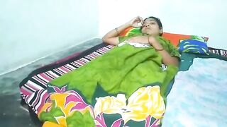 नवऱ्याने बायकोला चांगलीच झवून काढली