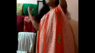 Real marathi bhabhi shows pussy in selfie video