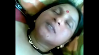 UP wali maid fucked by aurangabad guy
